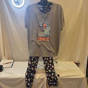 JoySpun Women's Pajamas-Sz 2X-short sleeve Peace/Guitar/YinYang/Daisy